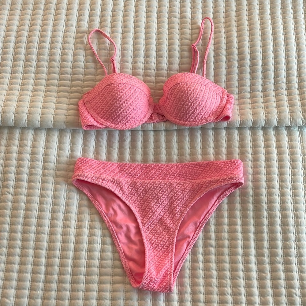 Pink Triangl Bikini